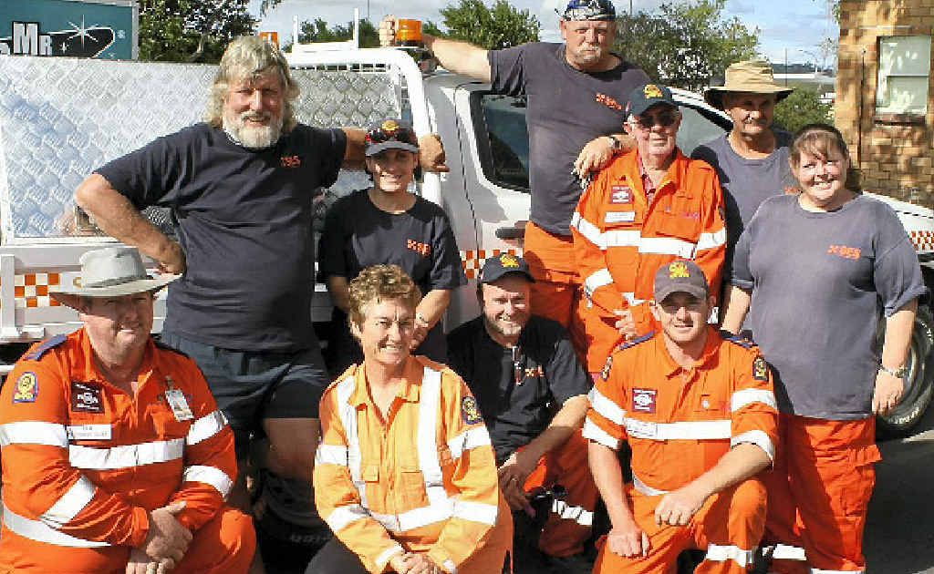 Members from the Warwick, Stanthorpe and Wallangarra SES branches helped in and around Maryborough (from left) Phil Skilton, Pedro Curr, Jennifer Carnell, Janine Hegaty, Simone Hamlet, Albert Piper, Greame Davis, Kerin Politch, Brian Spingborg and Donna Turnley. Members from the Warwick, Stanthorpe and Wallangarra SES branches helped in and around Maryborough (from left) Phil Skilton, Pedro Curr, Jennifer Carnell, Janine Hegaty, Simone Hamlet, Albert Piper, Greame Davis, Kerin Politch, Brian Spingborg and Donna Turnley.